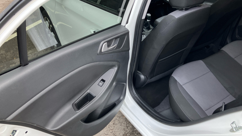 Hyundai i20 1.2 MPi Play 5dr Petrol Hatchback